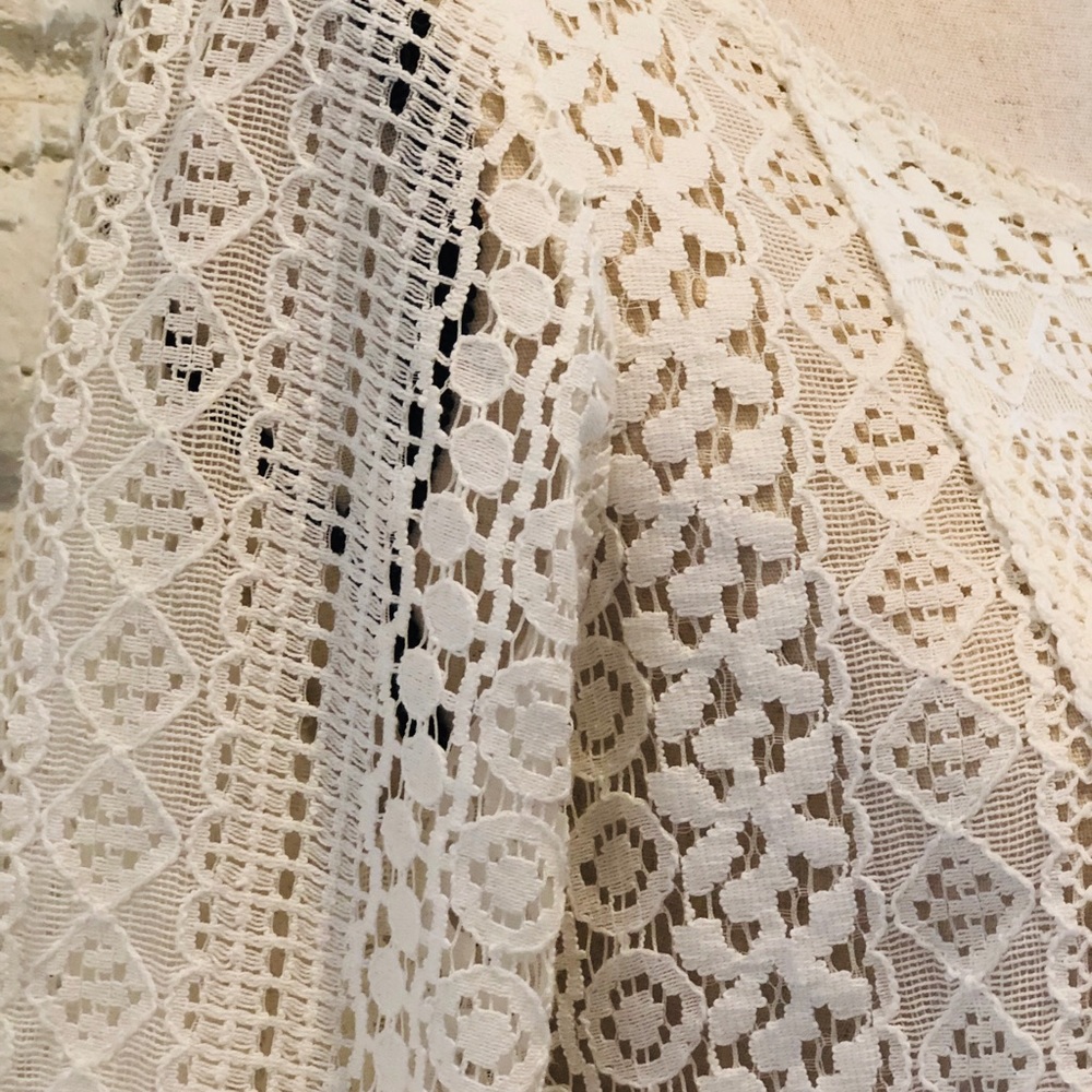 Joie cream lace top size small - Picture 4 of 7